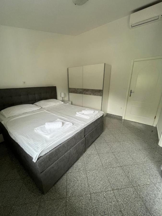 Apartments Adria Crikvenica Esterno foto