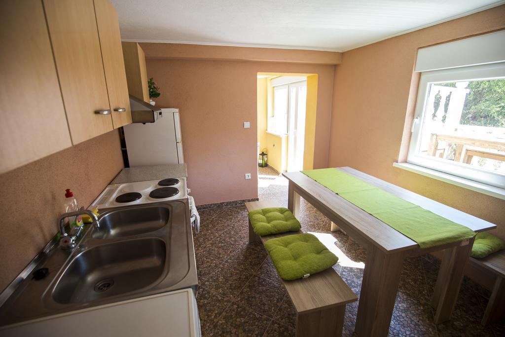 Apartments Adria Crikvenica Esterno foto