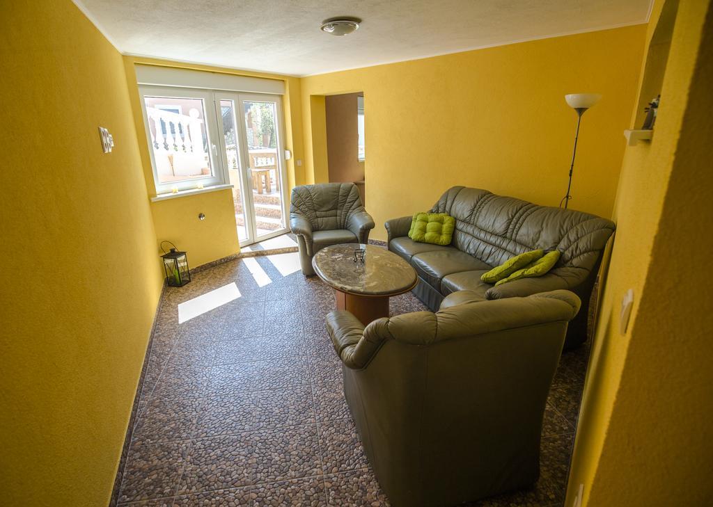 Apartments Adria Crikvenica Esterno foto