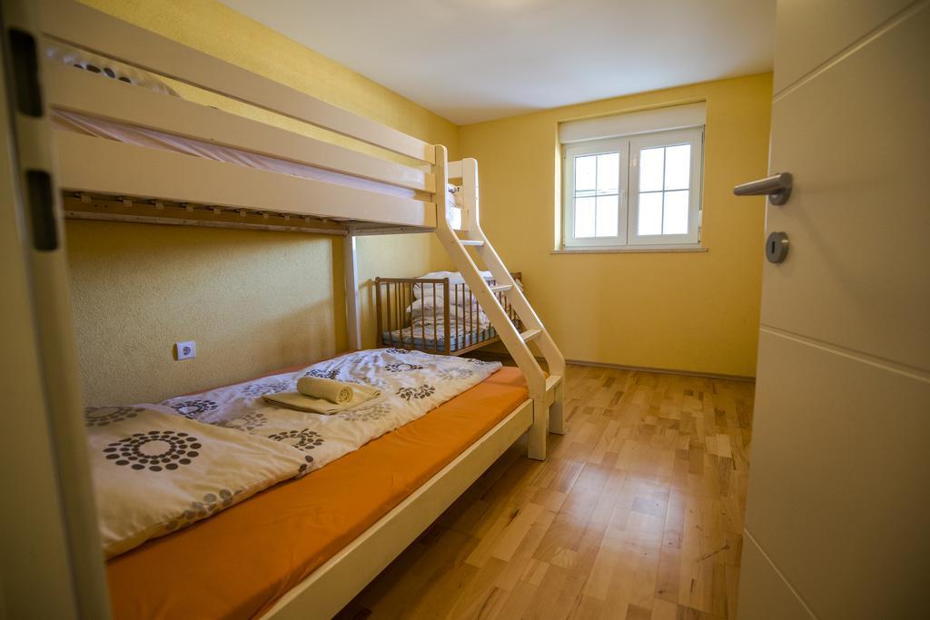 Apartments Adria Crikvenica Esterno foto