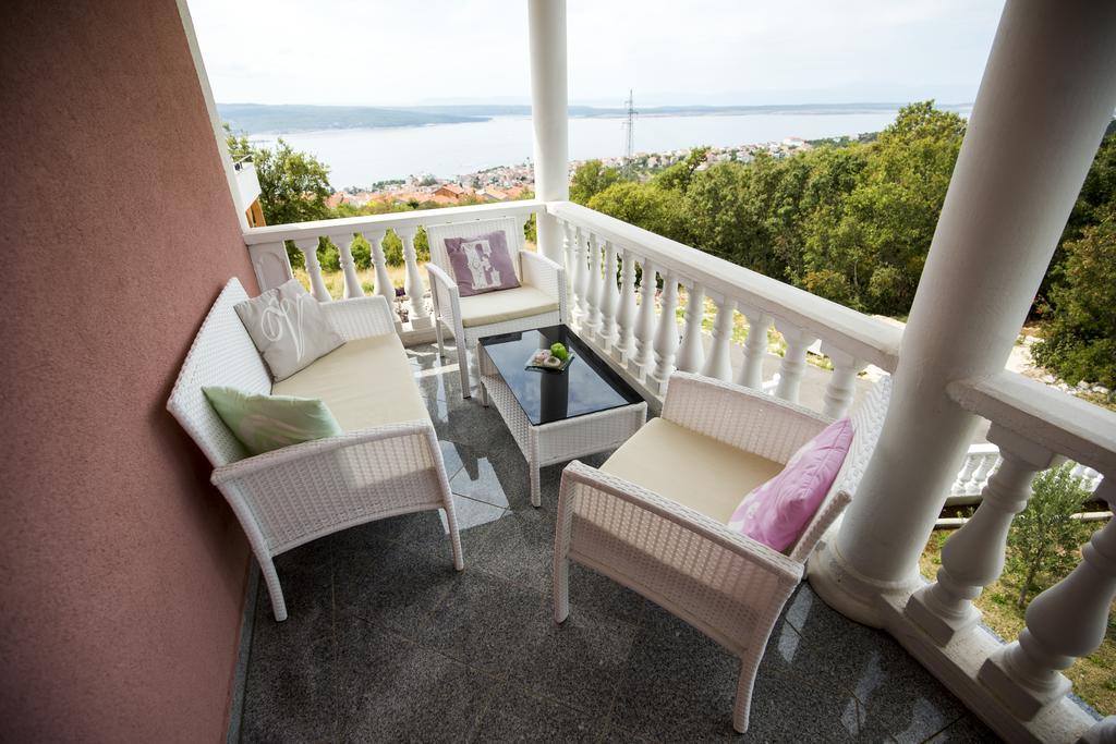 Apartments Adria Crikvenica Esterno foto